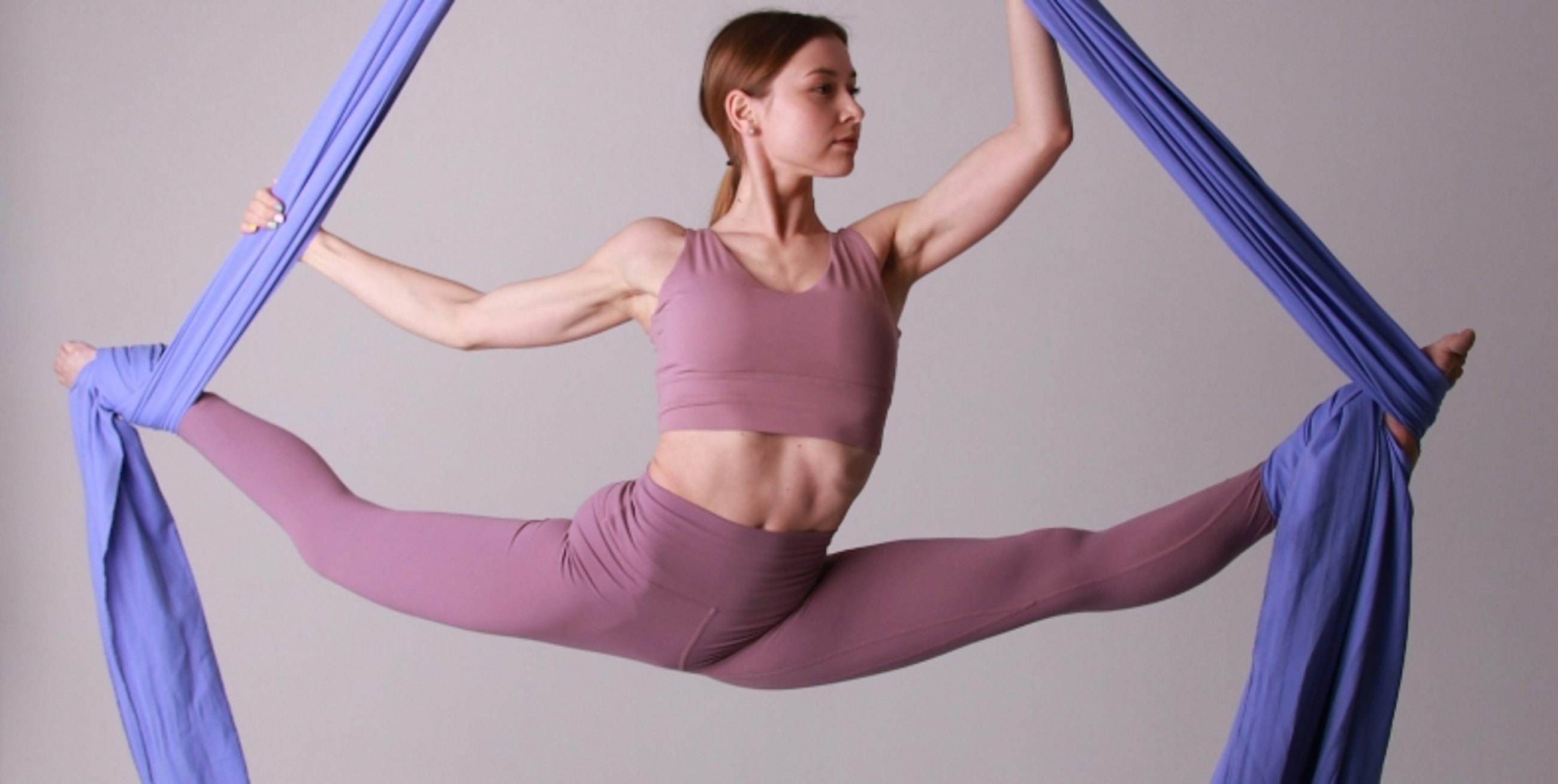 Vzdušná joga – hit alebo móda? Aké výhody to prináša?