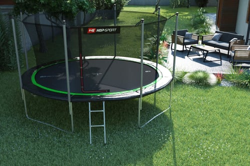 Na čo sa zamerať pri výbere záhradnej trampolíny?