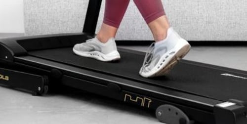 Bežecký pás na doma. Ako si vybrať bežecký pás do bytu?