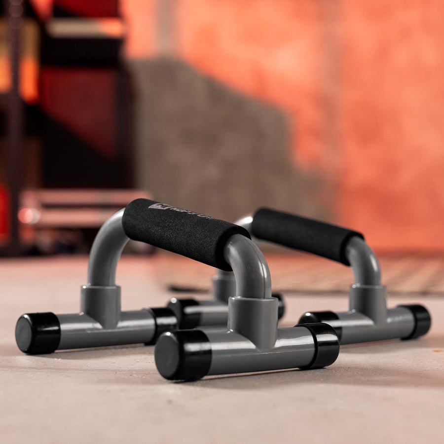 Uchwyty do pompek z tworzywa sz